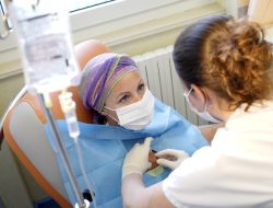 Chemotherapy Gown  Comfort and Confidence