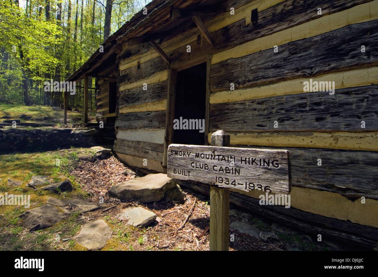 Great Smoky Mountains National Park | SMOKY MOUNTAINS HIKING CLUB CABIN